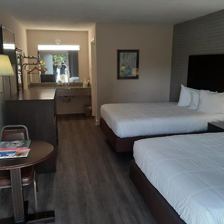 Rodeway Inn & Suites Wilmington North Pokoj fotografie