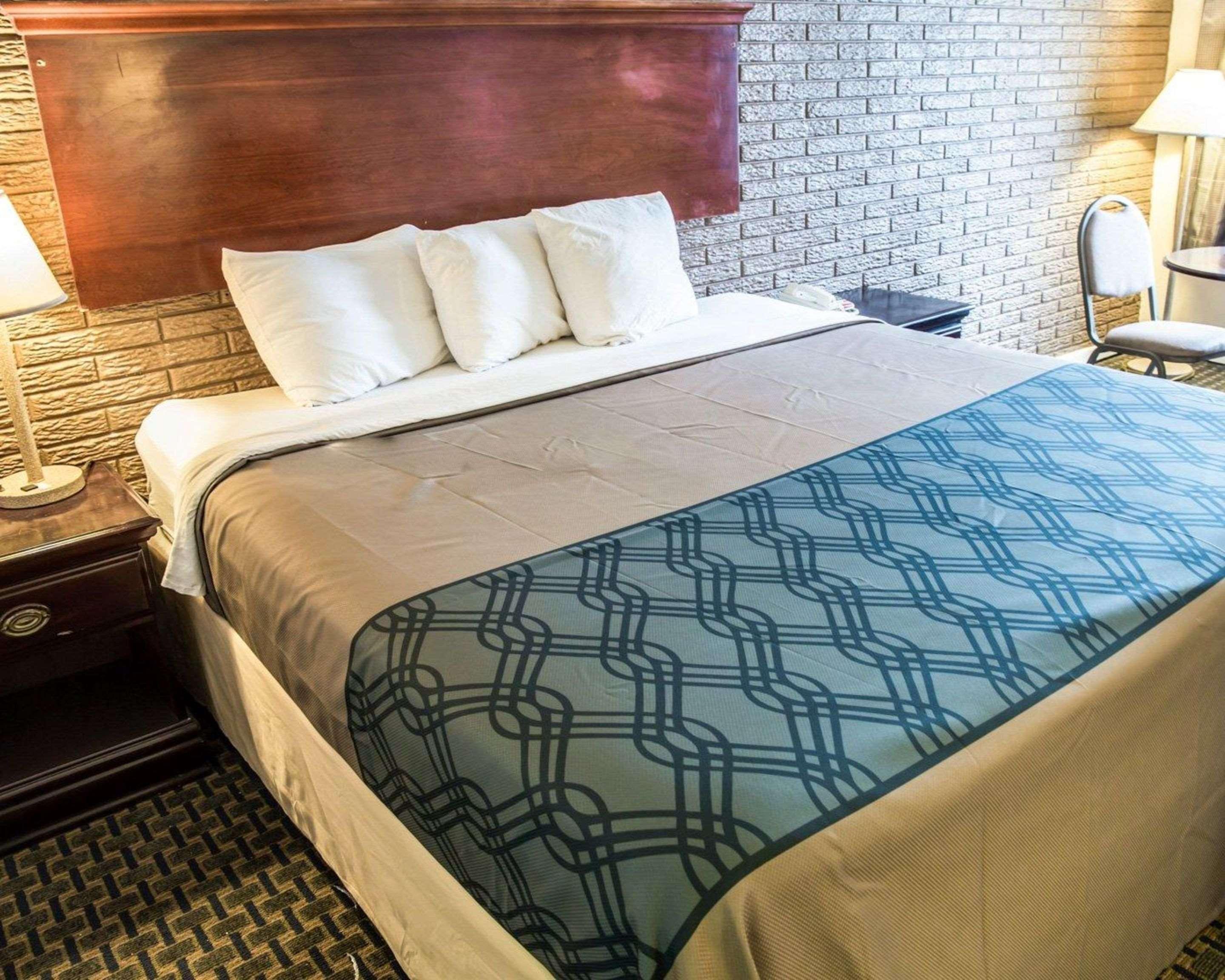 Rodeway Inn & Suites Wilmington North Exteriér fotografie