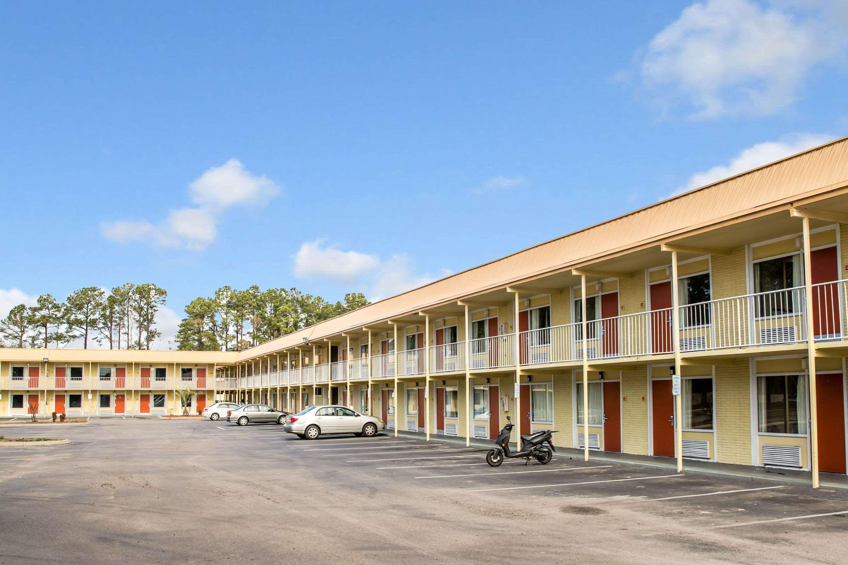 Rodeway Inn & Suites Wilmington North Exteriér fotografie