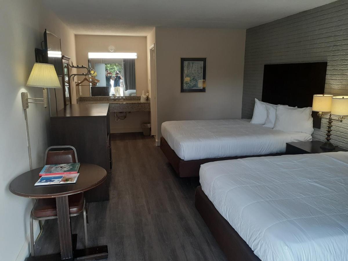 Rodeway Inn & Suites Wilmington North Pokoj fotografie