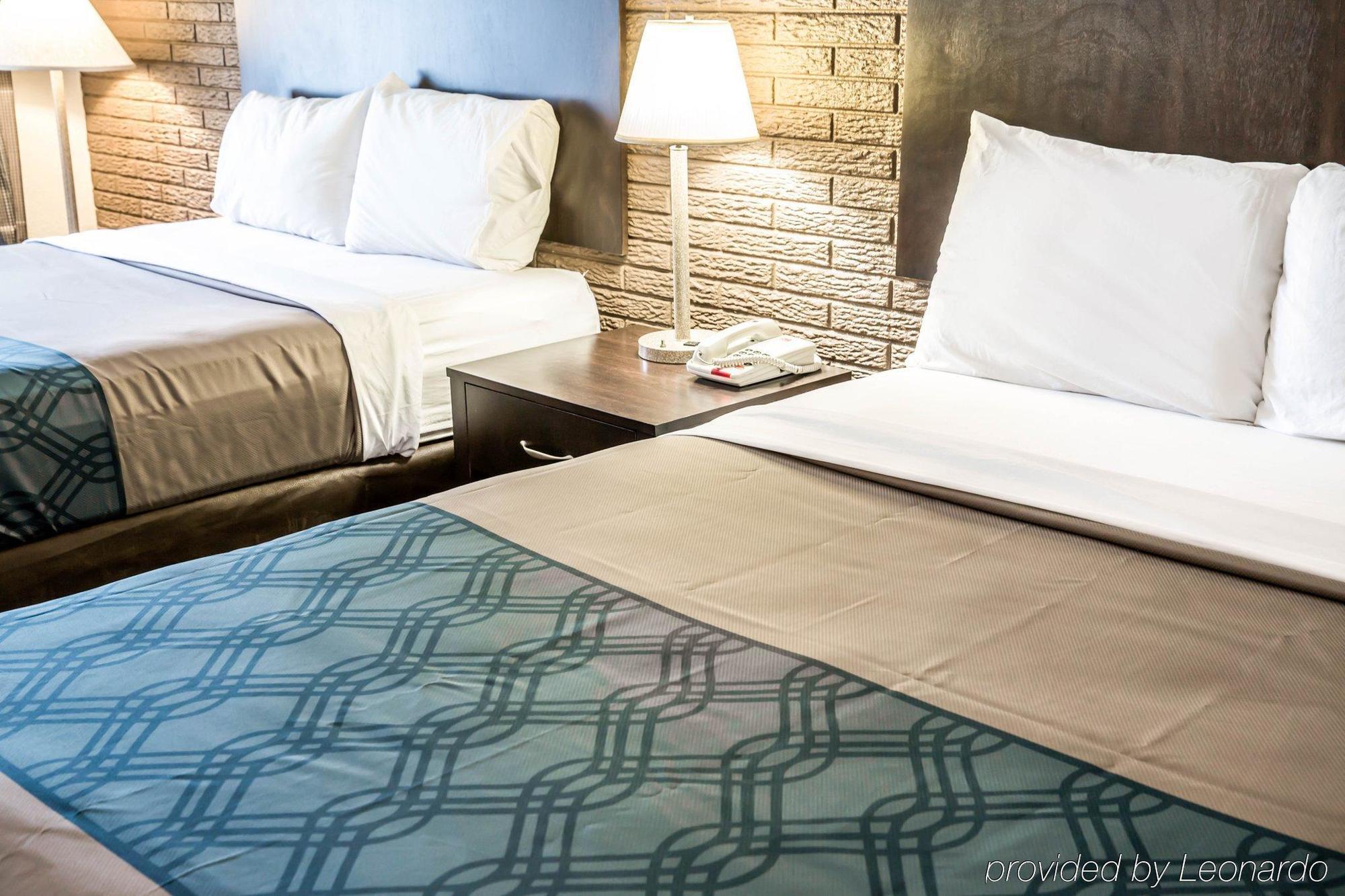 Rodeway Inn & Suites Wilmington North Exteriér fotografie