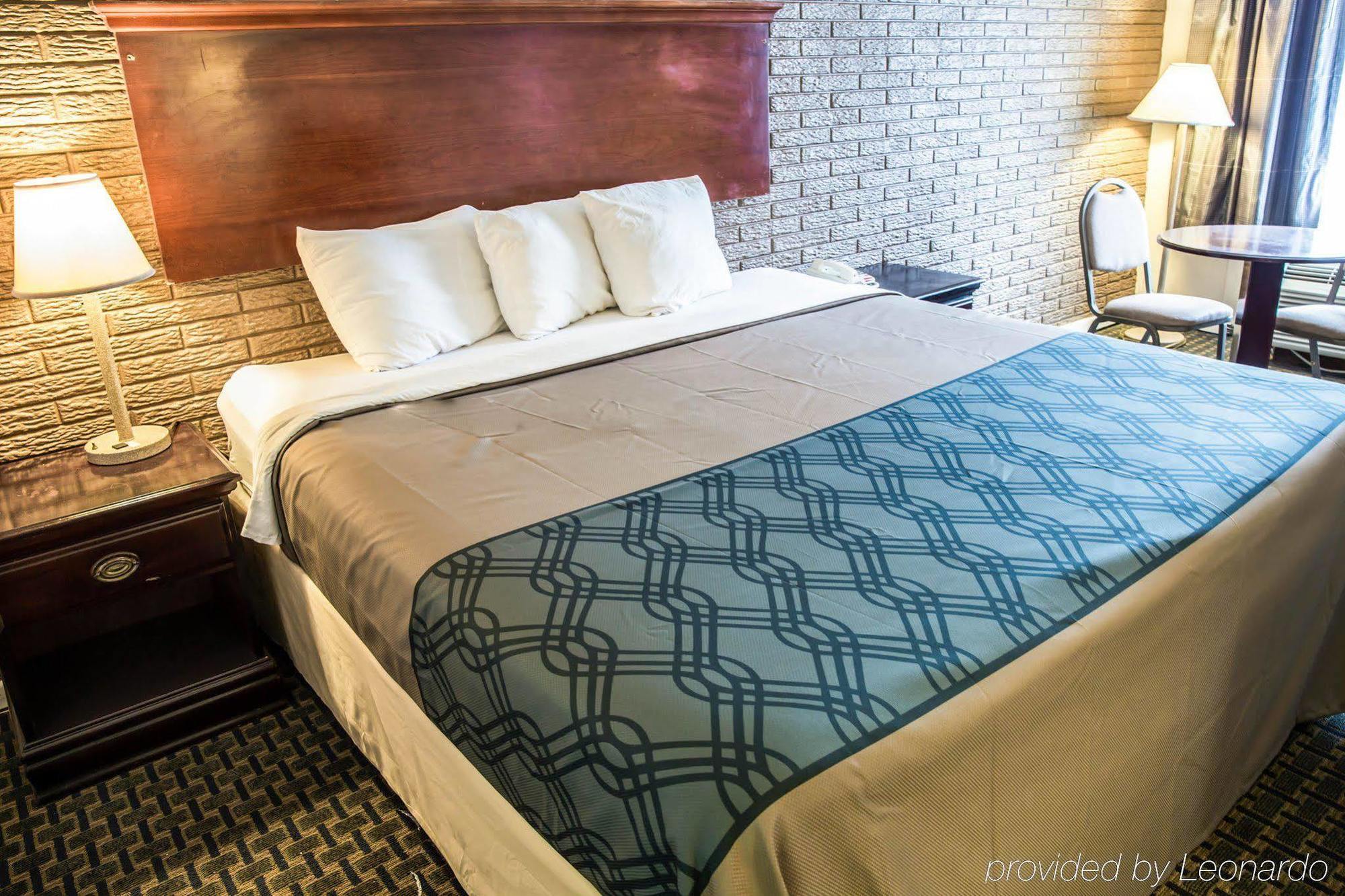 Rodeway Inn & Suites Wilmington North Exteriér fotografie